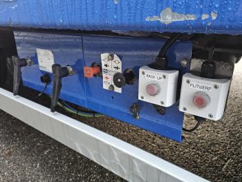 A4 KR 44 / 4 AXLE 32.000 KG / OPRIJ - MACHINE TRANSPORT